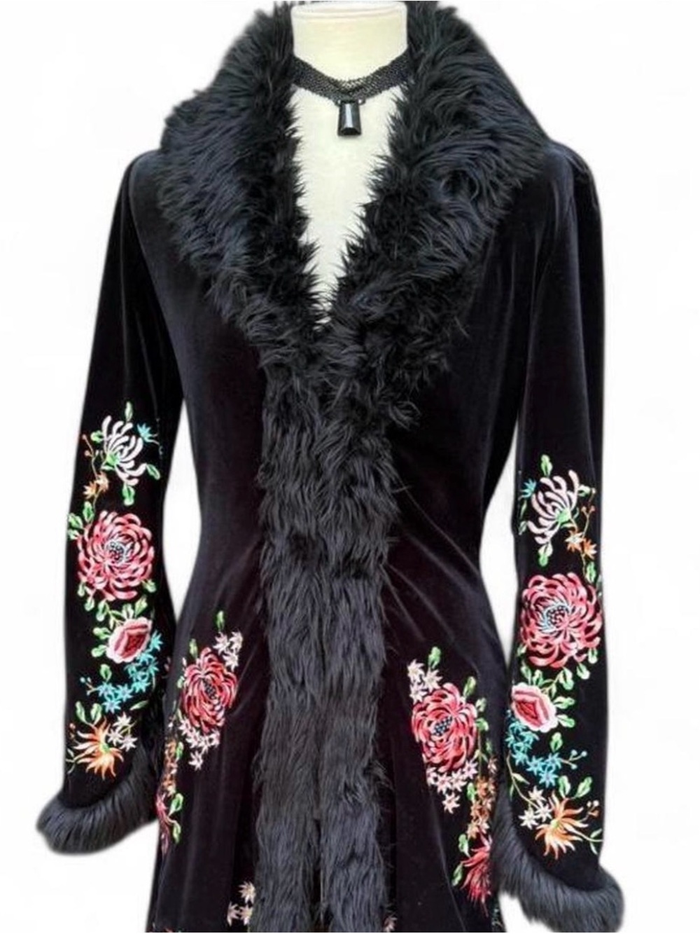 Betsey Johnson 1990s Vintage Black Velvet Duster Jacket - Picture 6 of 7